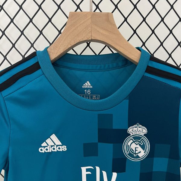 Real Madrid 17-18 Third Away Retro Kids Kit Soccer Jersey - Image 4