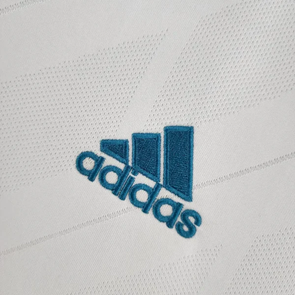 2017/18 Real Madrid Retro Jersey Home - Image 4
