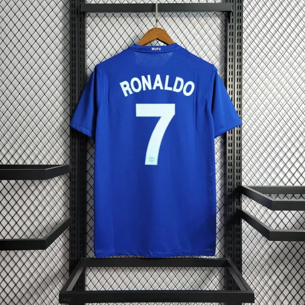 2008-09 Manchester United Retro Jersey Third Away - Image 11