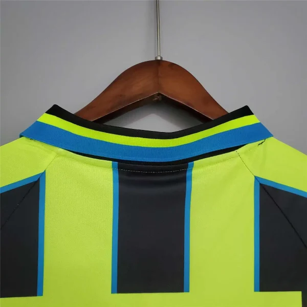 1998/99 Manchester City Retro Away Jersey - Image 7