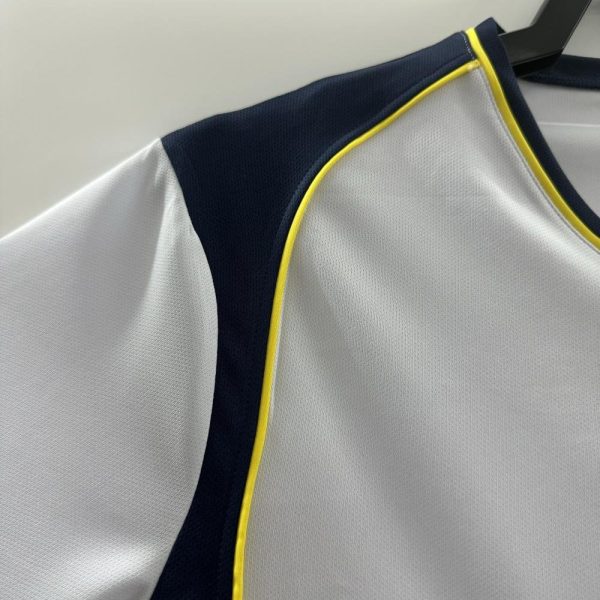 Retro Liverpool Away Football Jersey 2001/2002 - Image 3