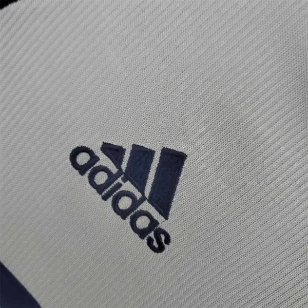 98-99 Bayern Munich Retro Jersey Away - Image 4