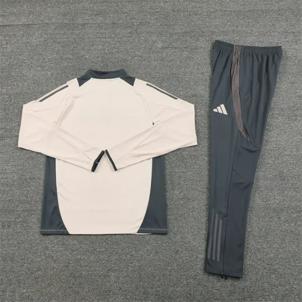 Real Madrid Zipper Sweatshirt Kit(Top+Pants) 2024-25 - Image 4