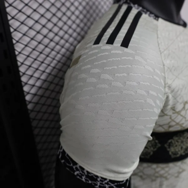 2024/25 Real Madrid Home Jersey Player Version - Image 9