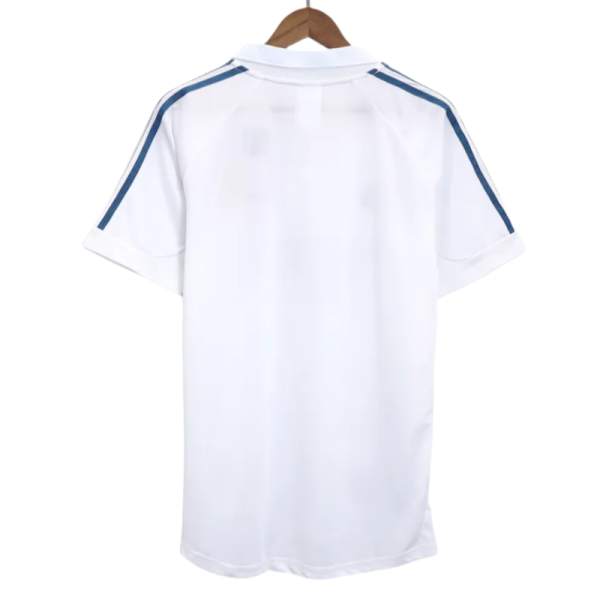 Real Madrid Retro Jersey Home Shirt 2001-02 - Image 2