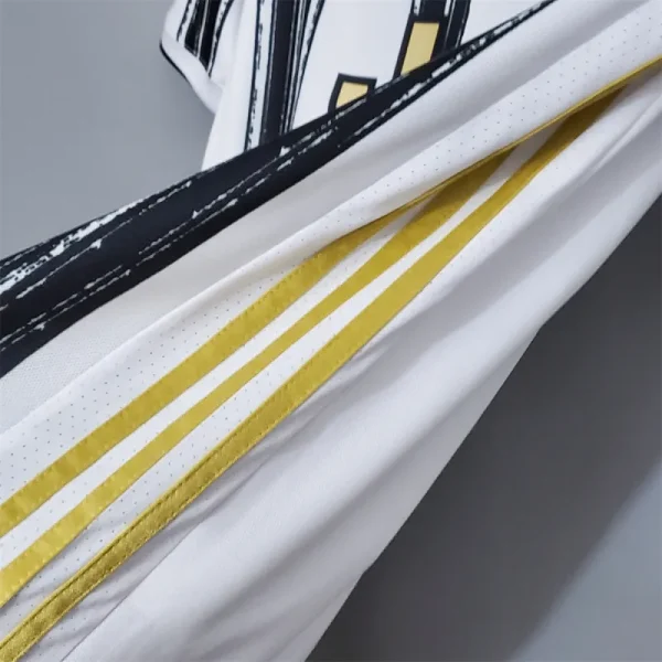 20-21 Juventus Home Soccer Retro Jerseys Shirt - Image 7