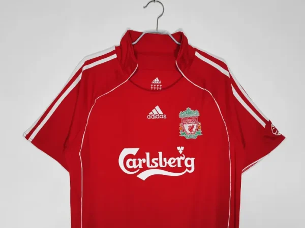 06-07 Liverpool Retro Jersey Home - Image 6