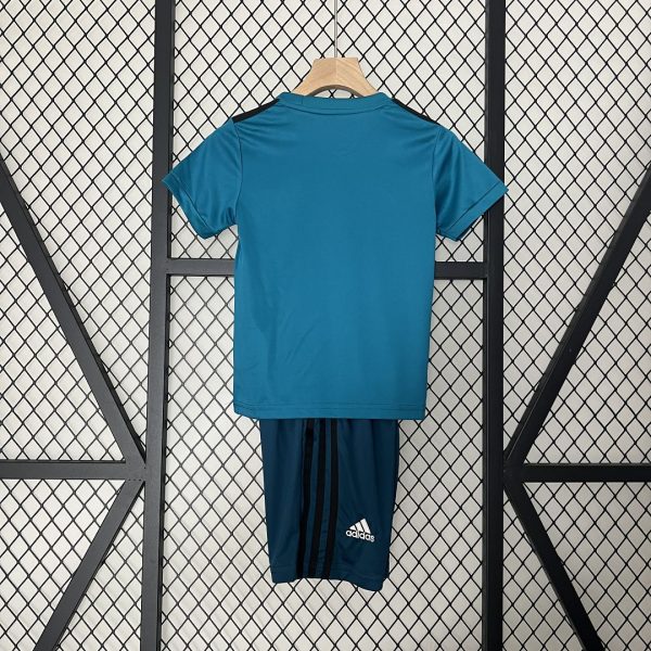 Real Madrid 17-18 Third Away Retro Kids Kit Soccer Jersey - Image 3
