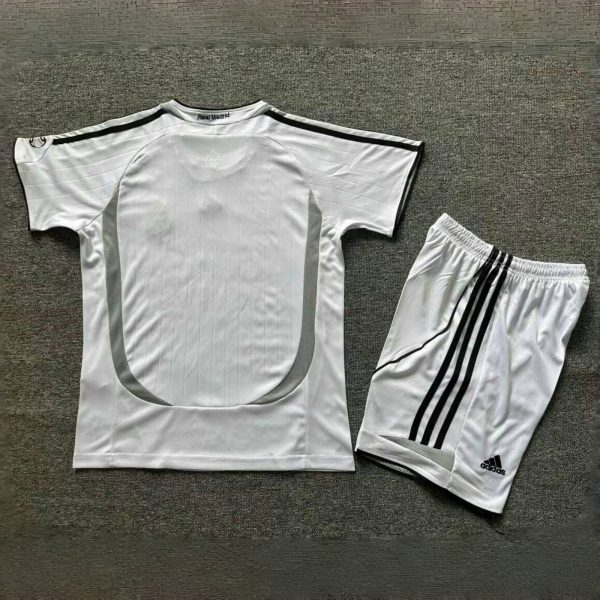 Real Madrid 06-07 Home Retro Kids Kits Youth Apparels Sport Jersey - Image 3