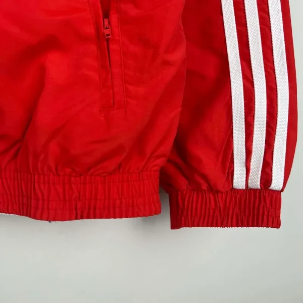 2023-2024 Bayern Munich Reversible Windbreaker （Red-white）Soccer Jersey 1:1 Thai Quality - Image 11