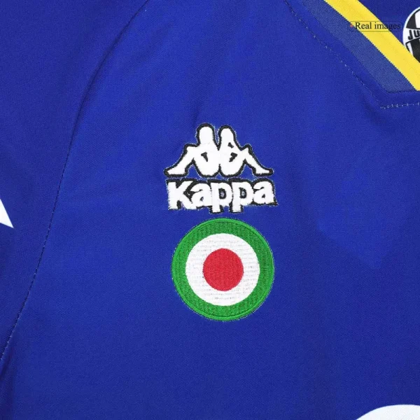 1995-96  Juventus Retro Long Sleeve Jersey Away - Image 4