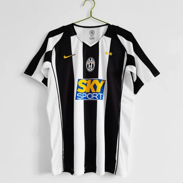 2004-05   Juventus Retro Jersey Home - Image 2