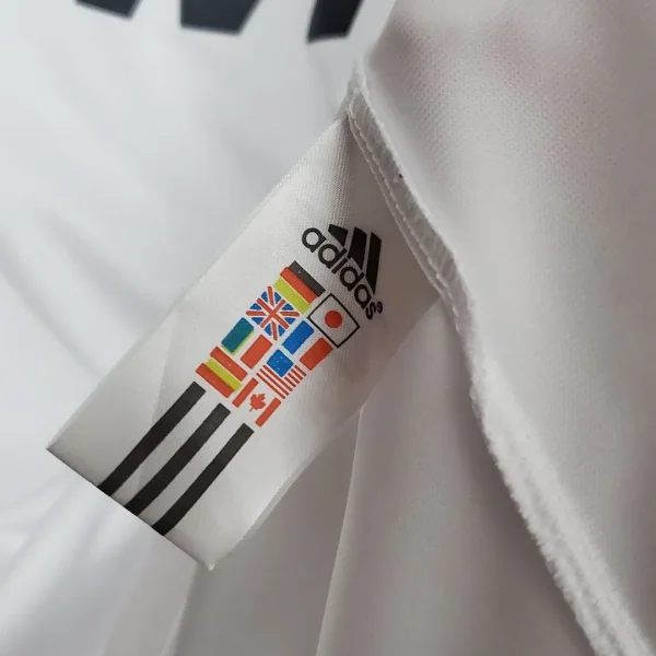 2011/12 Real Madrid Retro Jersey Home - Image 7