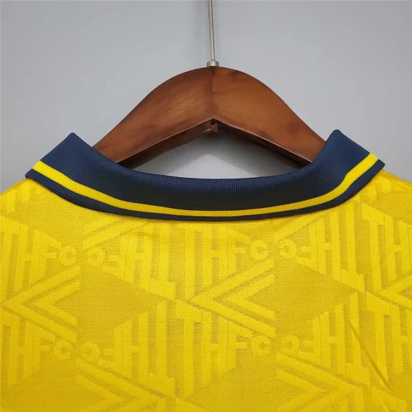 Tottenham Hotspur Retro Jersey Away 1992/94 - Image 7