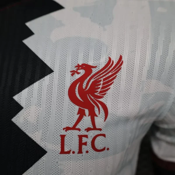 24-25 Player Version Liverpool Special Edition Football Shirt - Image 5