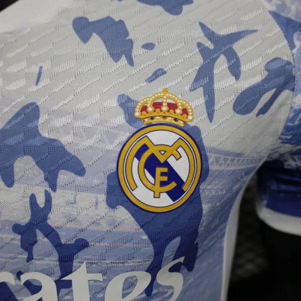 2024-25 Real Madrid Home Soccer Jersey Player Version - Image 5
