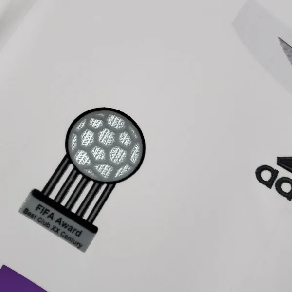 2006/07 Real Madrid Retro Jersey Home - Image 3