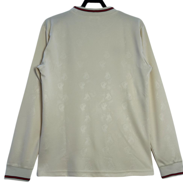 Retro Liverpool Away Football Jersey Long Sleeve 1996/1997 - Image 2
