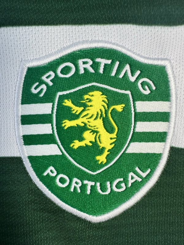Sporting Lisbon Retro Home Long sleeve Jersey 2003-04 - Image 4
