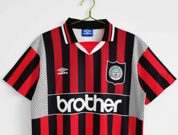 1994/96 Manchester City Retro Jersey Away - Image 3