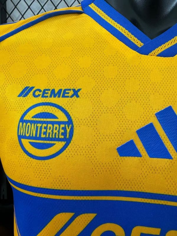 2025-26 Pumas UNAM Away  Jersey Player Version - Image 3