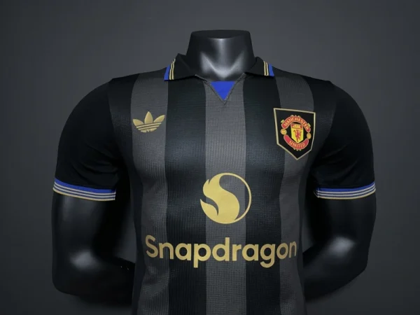 2025-26 Adidas Men's Manchester United Third Player Version shirt - Image 7