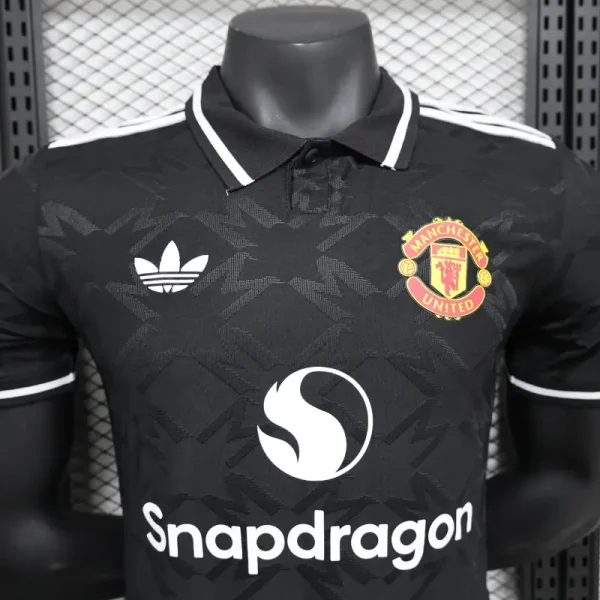 24-25 Manchester United Player Version Black POLO Shirt - Image 3