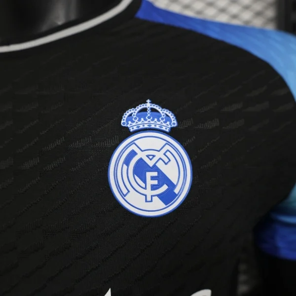 2024/25 Real Madrid player special edition football jersey - Image 4