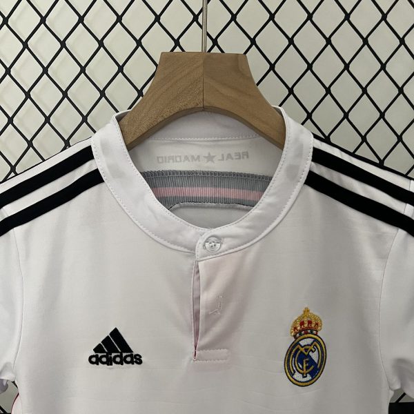 Real Madrid 14-15 Kids Retro Home Kit Cheap Jersey - Image 10