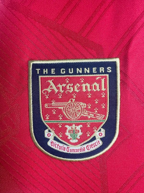 Arsenal Retro Long Sleeve Home Football Shirt 1996-1997 - Image 5