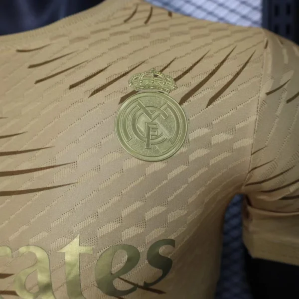 24-25 Real Madrid Gold Special Edition Football Jersey - Image 4