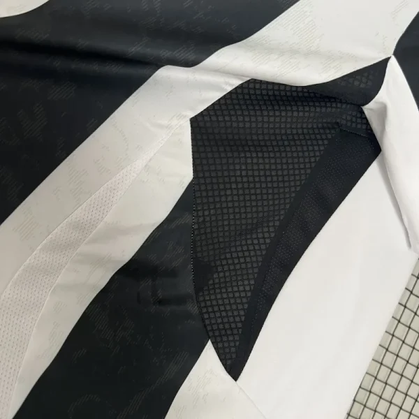 24-25 Juventus Home Replica Jersey - Image 7