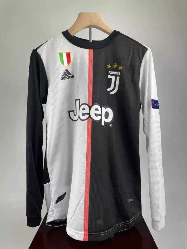 2019-20 Cristiano Ronaldo #7 Juventus Home Retro Player Version Soccer Jersey with UCL Patch - Long Sleeve - Image 4
