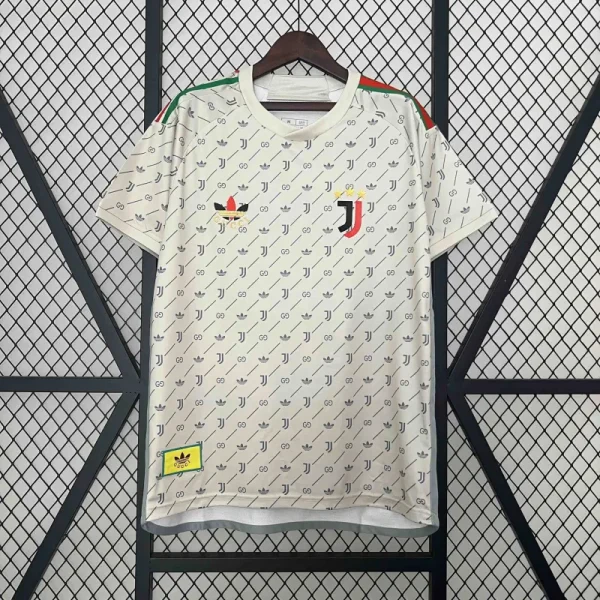 24-25 Juventus Co-Branded Gucci Kit Special Edition - Image 9