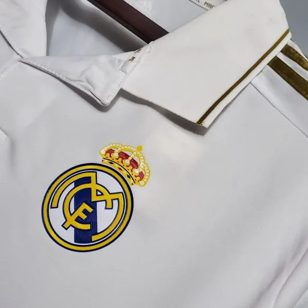 2011/12 Real Madrid Retro Jersey Home - Image 5