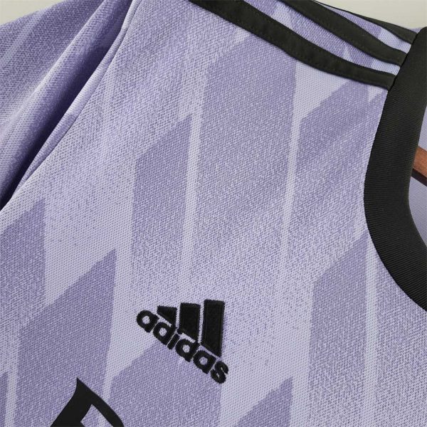 22-23 Real Madrid away jersey - Image 10