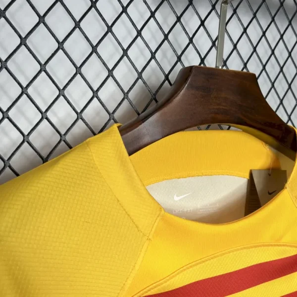 24-25 Barcelona Special Yellow Jersey - Image 5