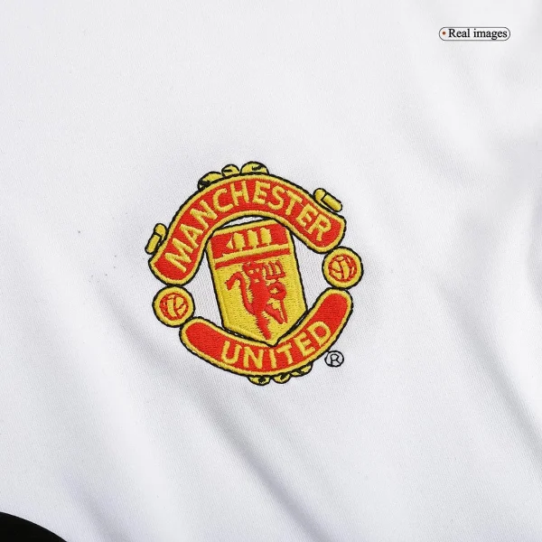 2002/03 Manchester United Retro Jersey Away - Image 4