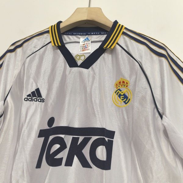 Real Madrid Retro Jersey Home Shirt 1998-00 - Image 4