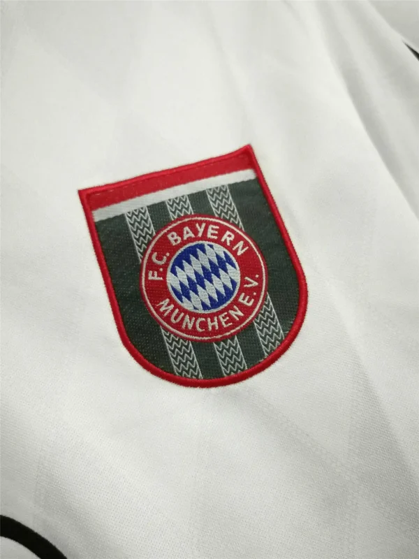 95-96 Bayern Munich Retro Jersey Away - Image 5
