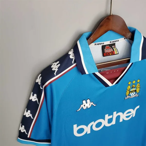 1997/99 Manchester City Retro Home Jersey - Image 8