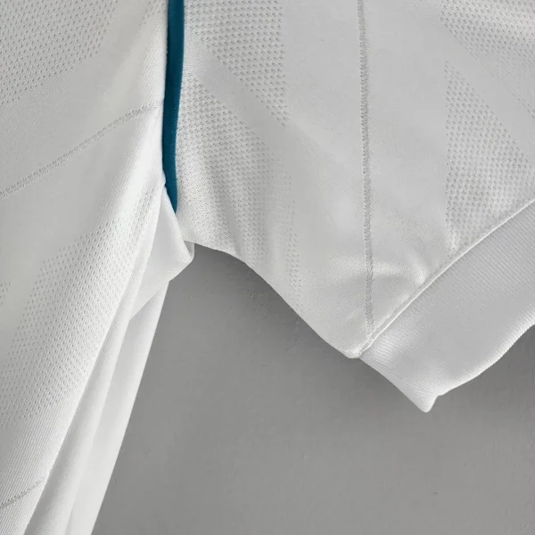 2017/18 Real Madrid Retro Jersey Home - Image 7