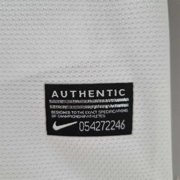 2012 Portugal Retro Jersey Away Long Sleeve - Image 10