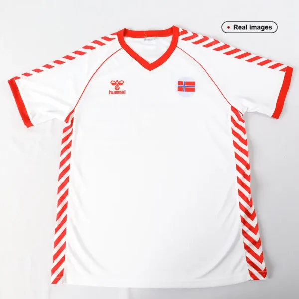Norway 1984 Retro Jersey Away - Image 3