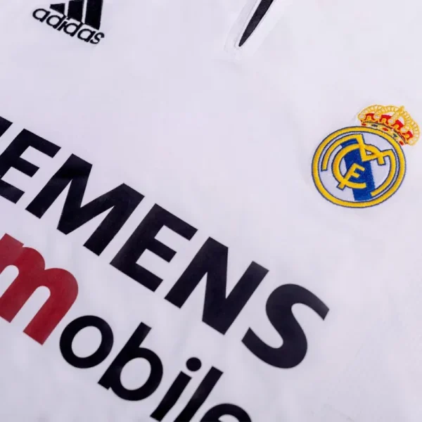 2003/04 Real Madrid Retro Home Jersey - Image 6