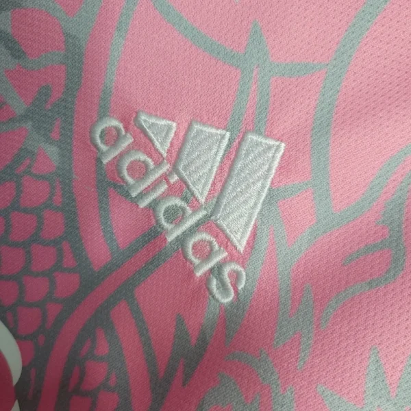 23-24 Real Madrid Chinese Dragon Pink Football Shirt - Image 6