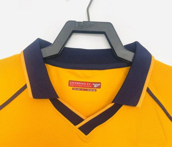 Retro Liverpool FC Third Away Football Jersey 2000/2001 - Image 3