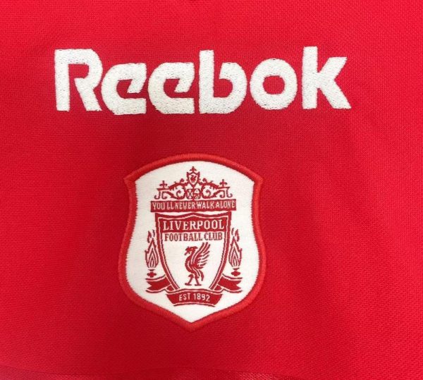 Retro Liverpool Home Football Jersey 2000/2001 - Image 3