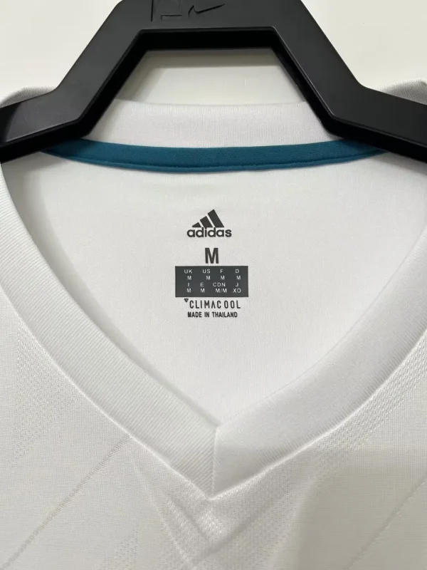 2017/18 Real Madrid Retro Home Long Sleeve Jersey - Image 3