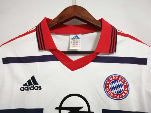 98-00 Bayern Munich Retro Jersey Away - Image 3